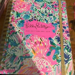 Lilly Pulitzer Accessories - Lilly Agenda Lilly Pulitzer Accessories - Lilly Agenda